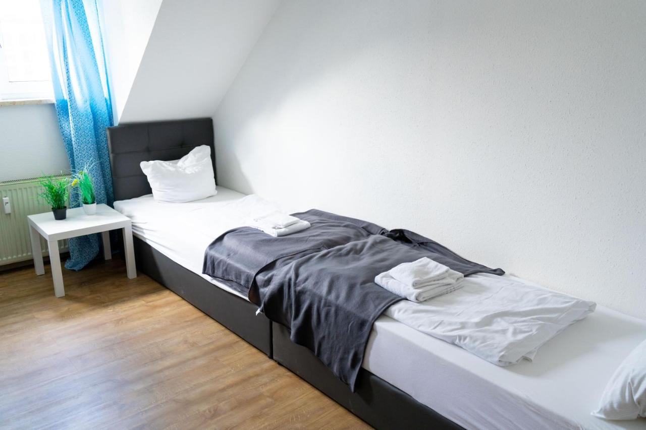 Sunnyhome Monteurwohnungen Und Apartments In Schwandorf Exterior photo